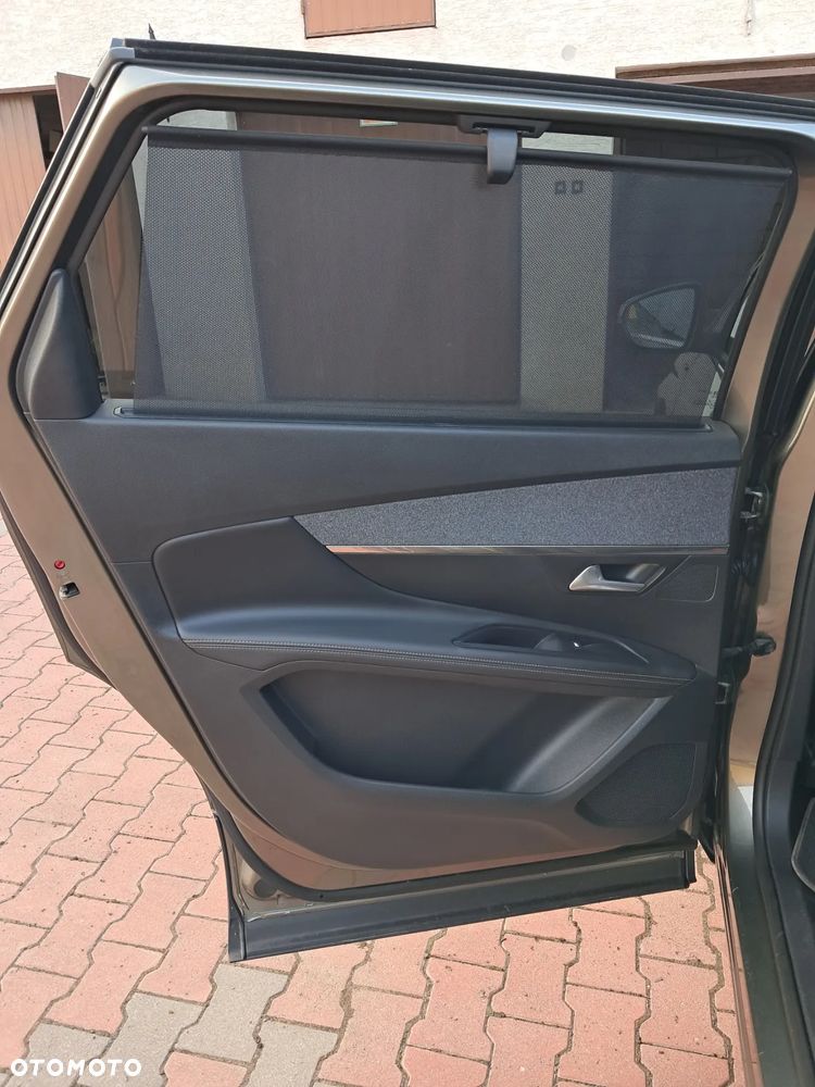 Peugeot 5008 - 21