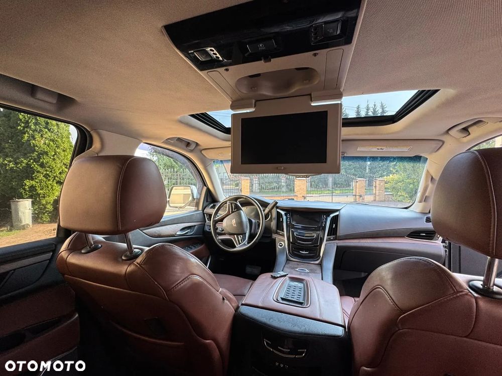 Cadillac Escalade ESV 6.2 V8 AWD AT Platinum - 17