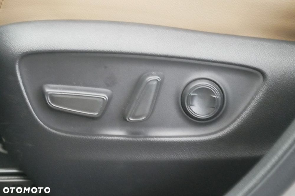 Toyota RAV4 - 35