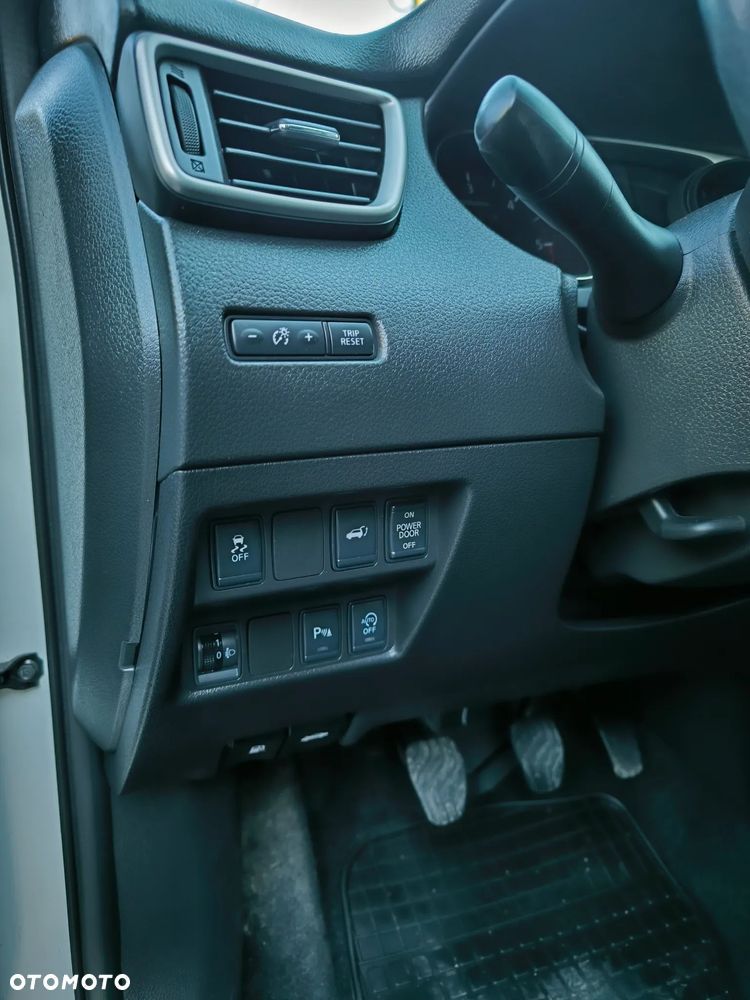 Nissan X-Trail 1.6 DCi Acenta - 26