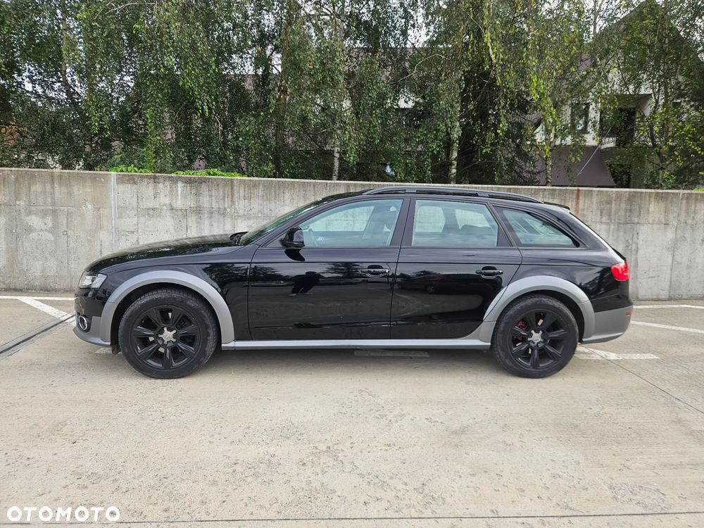 Audi A4 Allroad - 10