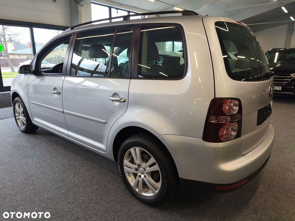 Volkswagen Touran 1.6 Freestyle - 5