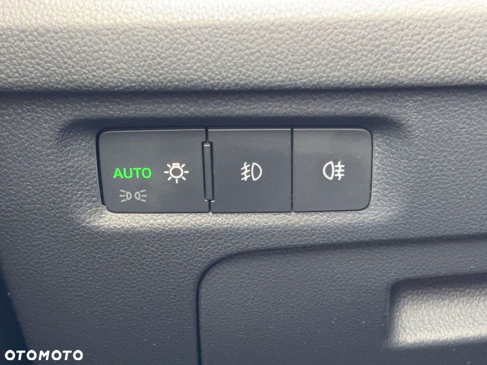 Skoda Octavia 1.5 TSI ACT Ambition - 21