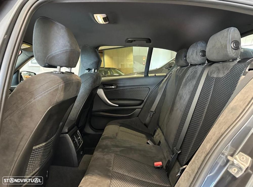 BMW 116 d Pack Desportivo M Auto - 11