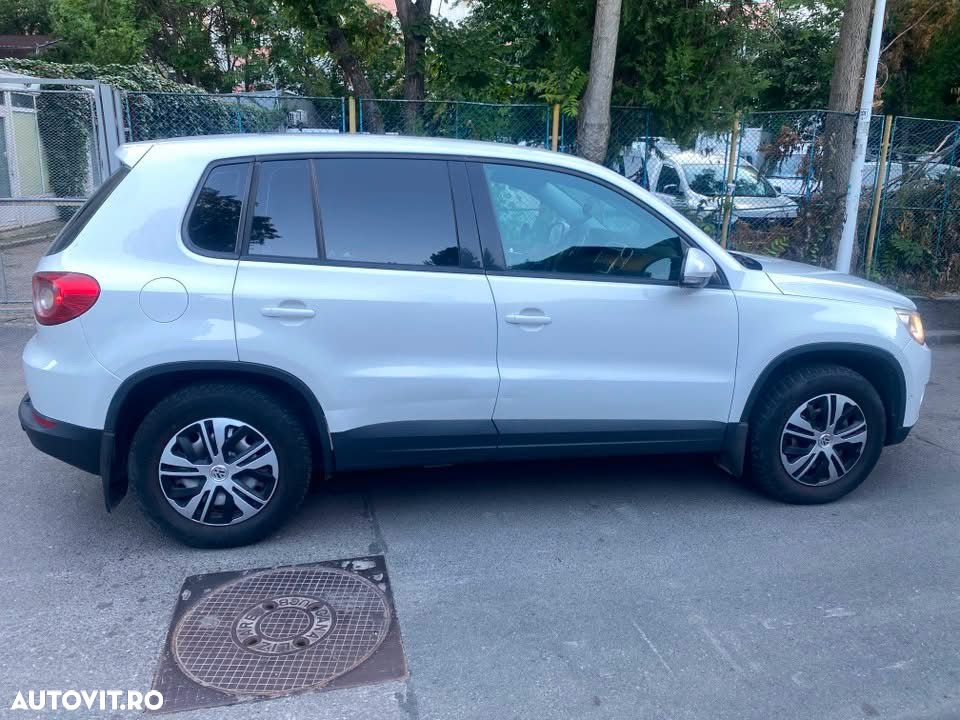 Volkswagen Tiguan - 31