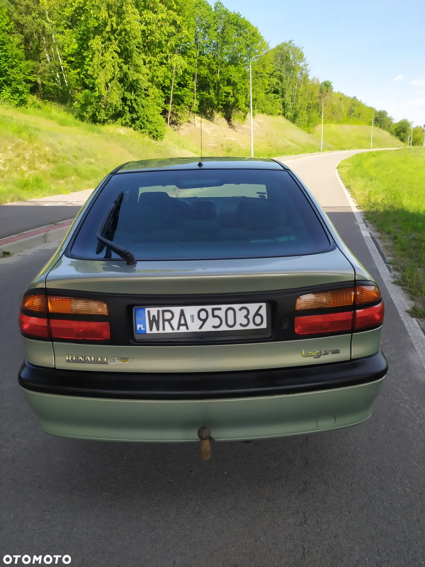Renault Laguna 1.6 Concorde - 8