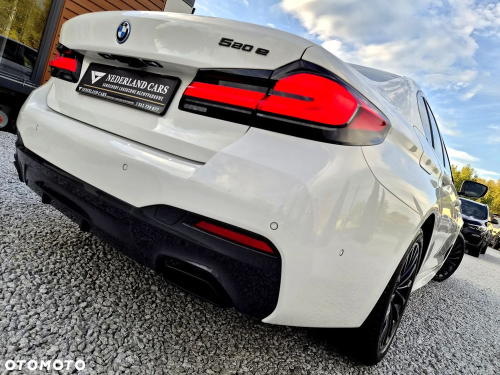 BMW 5 Series 2022 photo 5