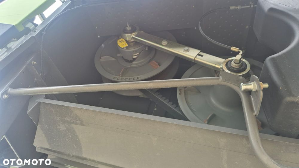 Claas Lexion 760 z hederem - 9