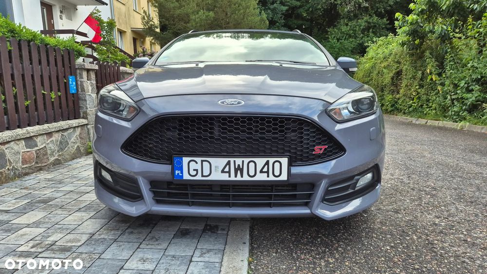 Ford Focus 2.0 TDCi ST PowerShift - 3