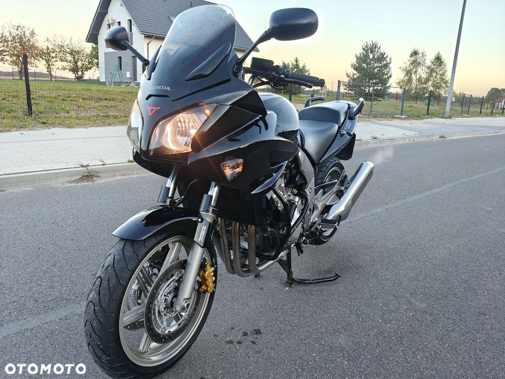 Honda CBF - 9