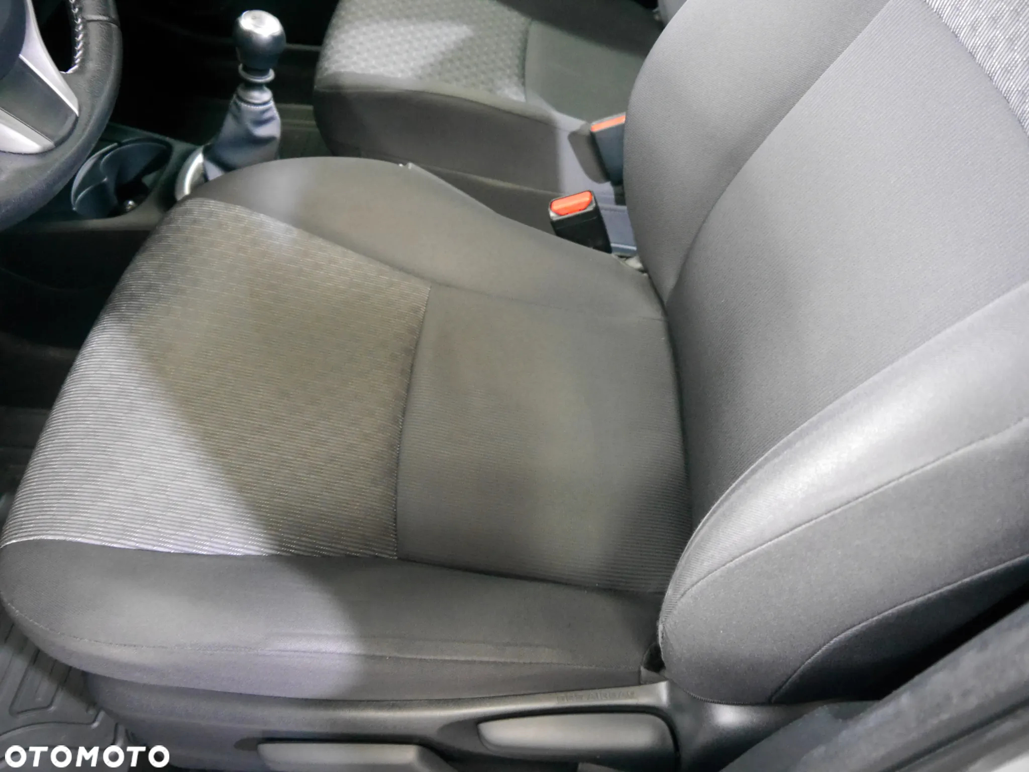 Toyota Yaris 1.33 Active - 24