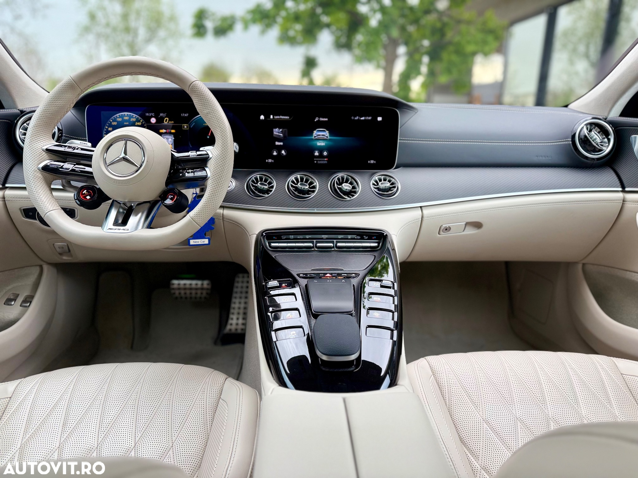 Mercedes-Benz AMG GT - 14