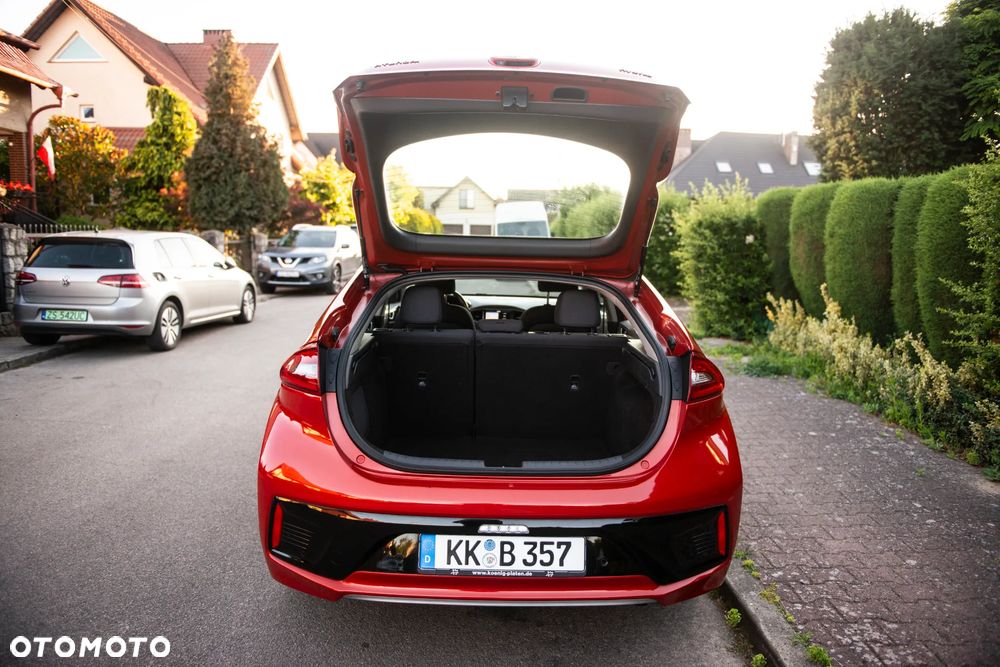 Hyundai IONIQ 1.6 GDI Premium - 14