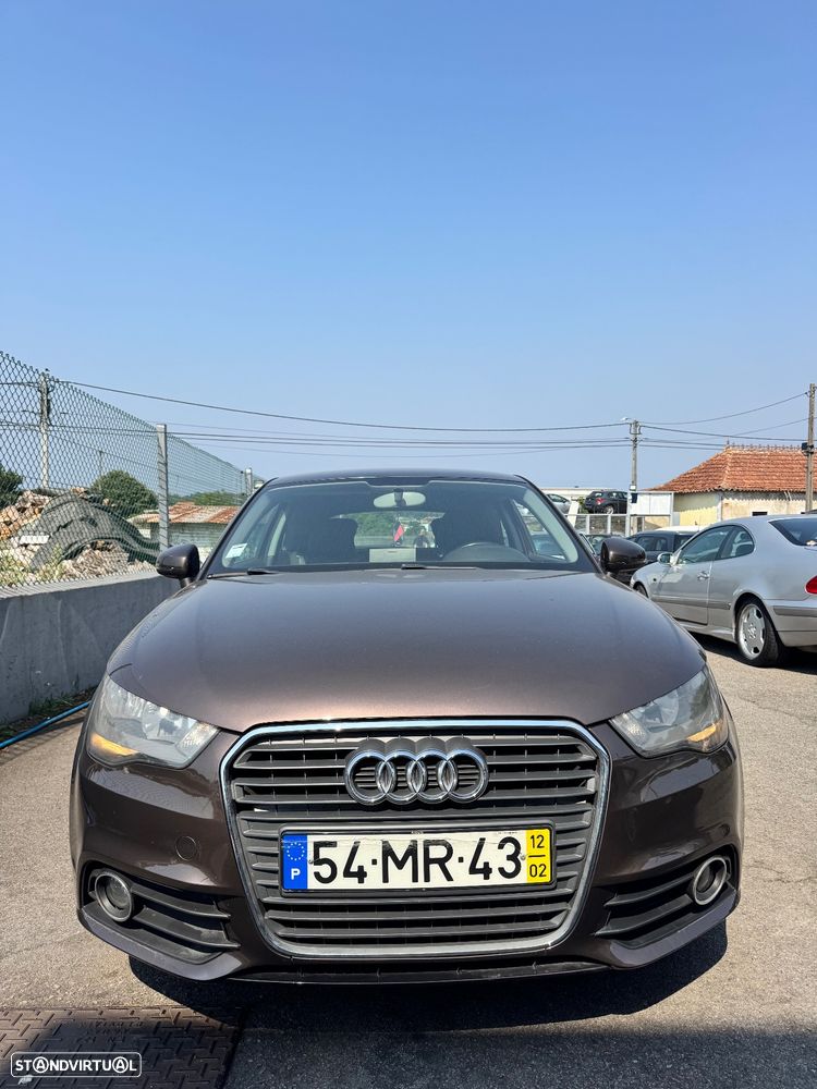Audi A1 1.6 TDI Attraction - 4