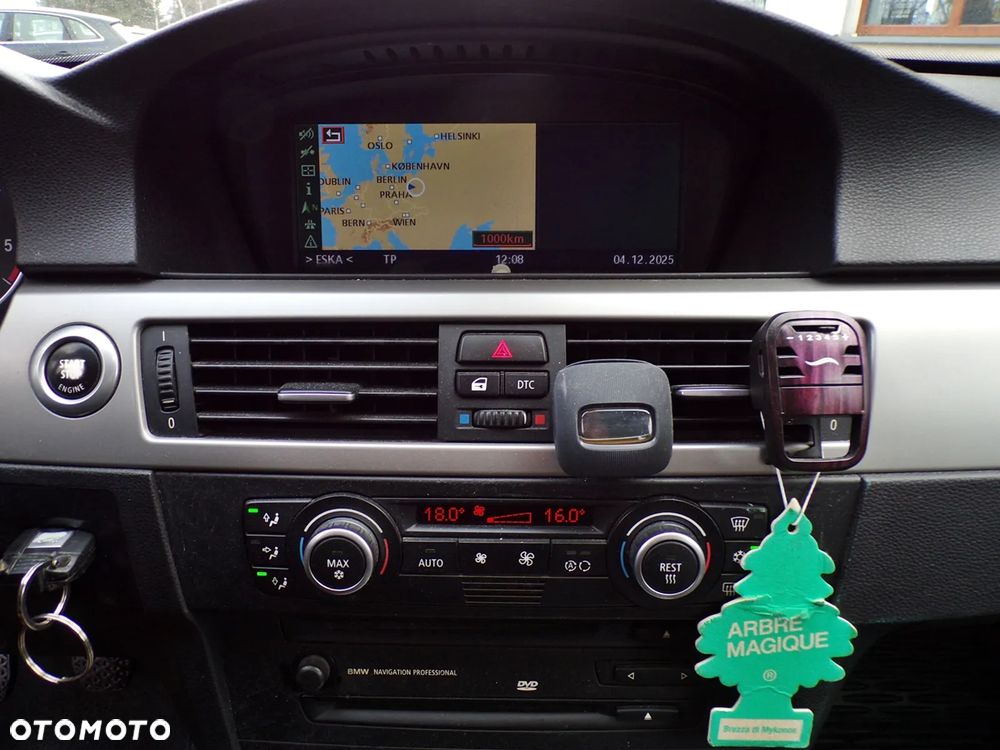 BMW Seria 3 320d DPF Efficient Dynamics Edition - 23