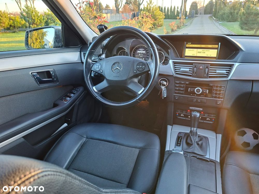 Mercedes-Benz Klasa E 250 CDI DPF BlueEFFICIENCY Automatik Avantgarde - 20