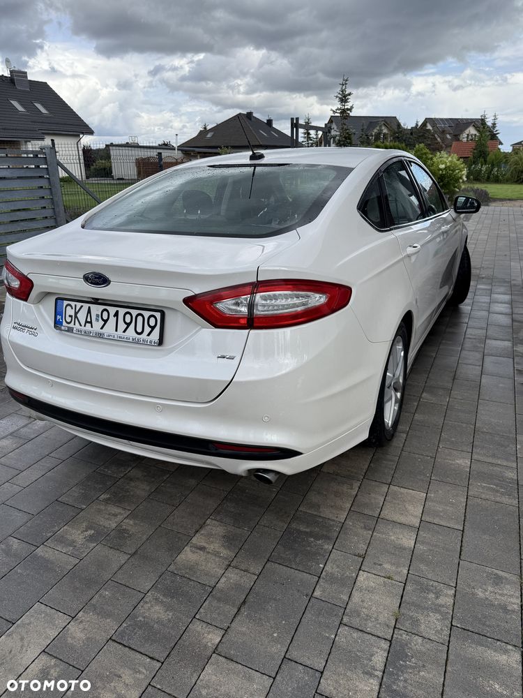 Ford Fusion - 5