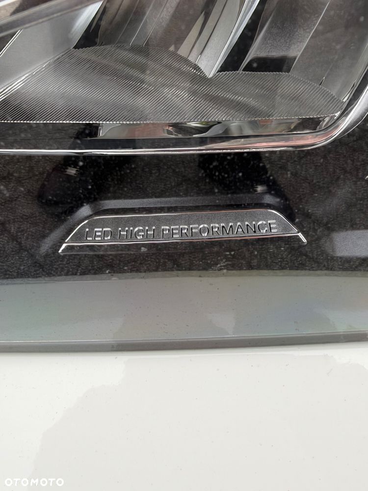 Mercedes-Benz CLA 200 7G-DCT AMG Line - 29