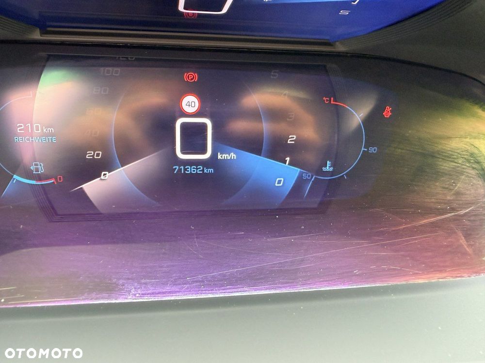 Peugeot 2008 Benzin 100 Business - 21