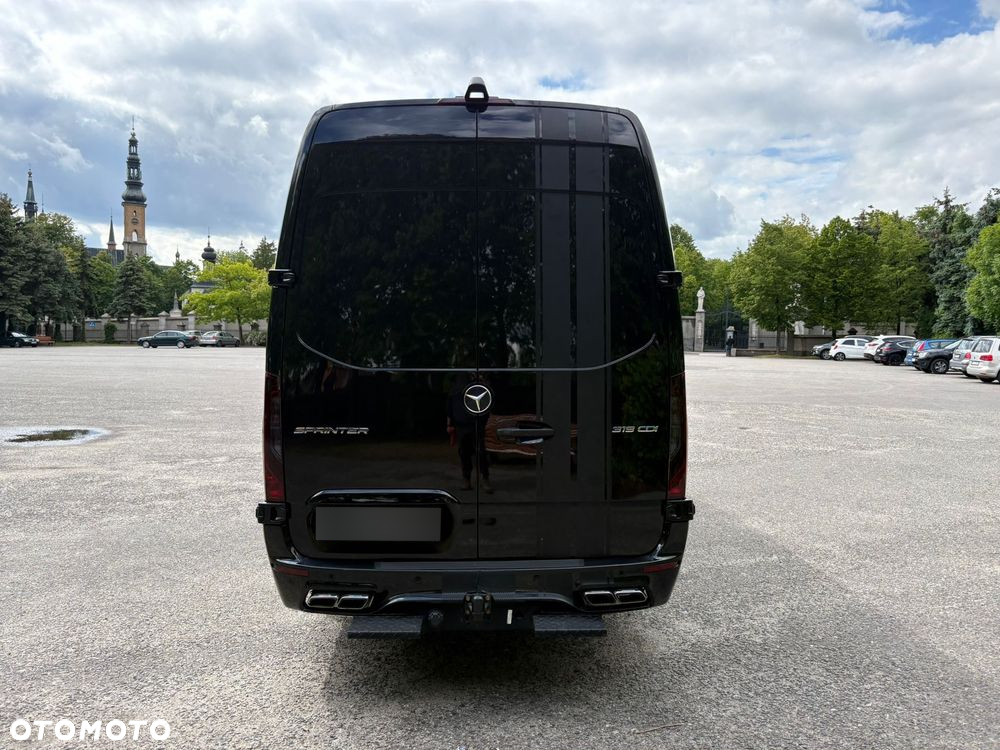 Mercedes-Benz Sprinter - 40