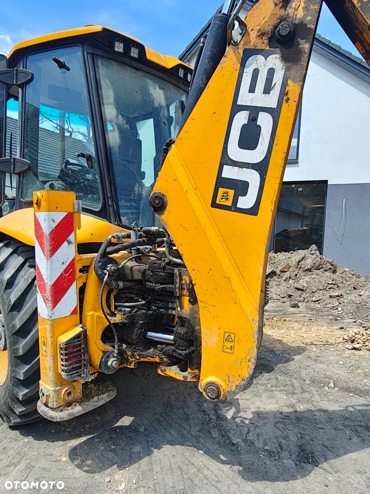 JCB 4CX Eco - 11