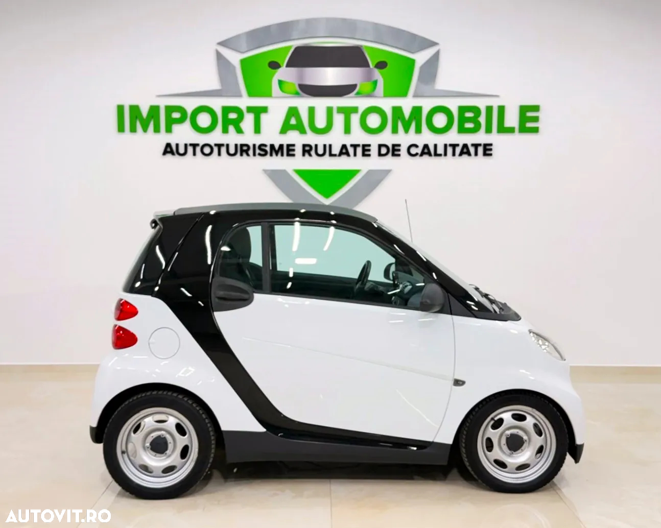 Smart Fortwo coupe softouch black&white limited micro hybrid drive - 12