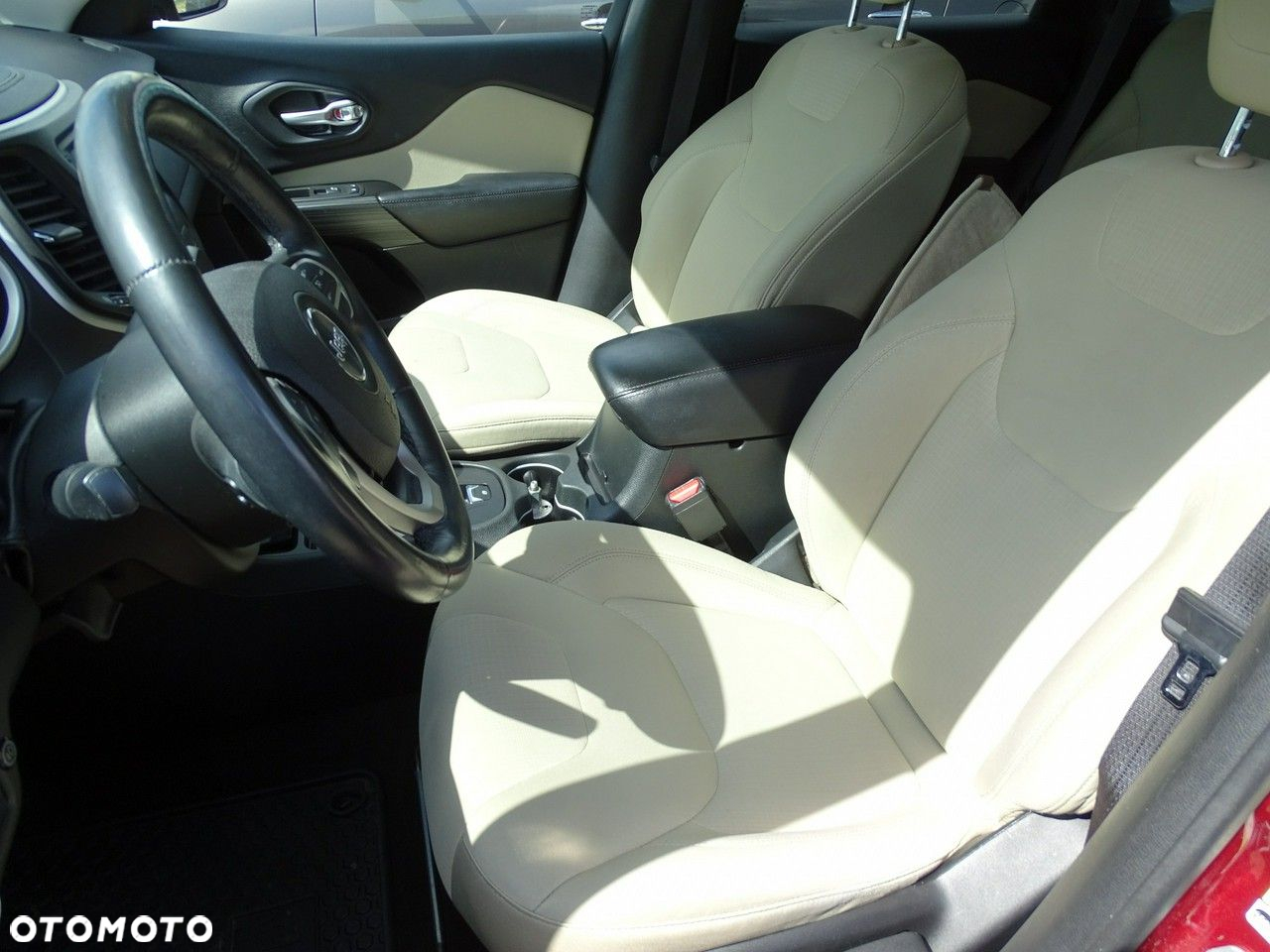 Jeep Cherokee - 11