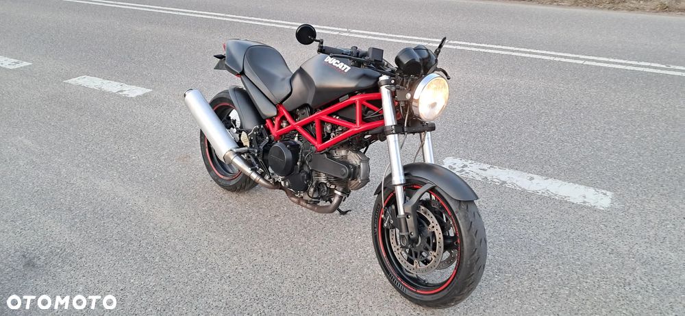 Ducati Monster - 5