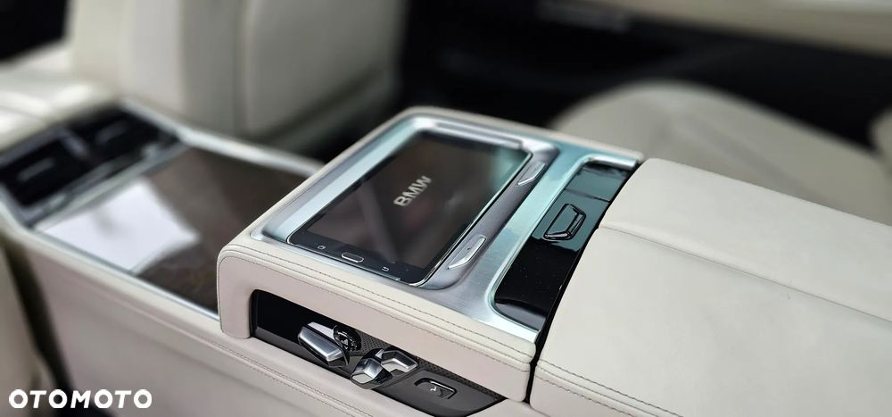 BMW Seria 7 740Ld xDrive - 12