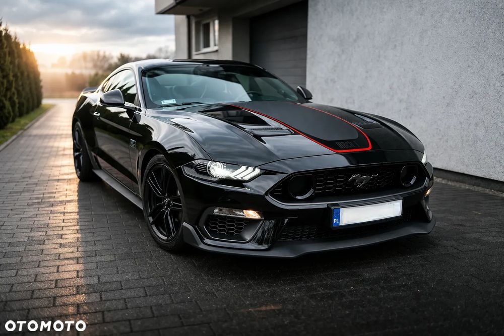 Ford Mustang - 1