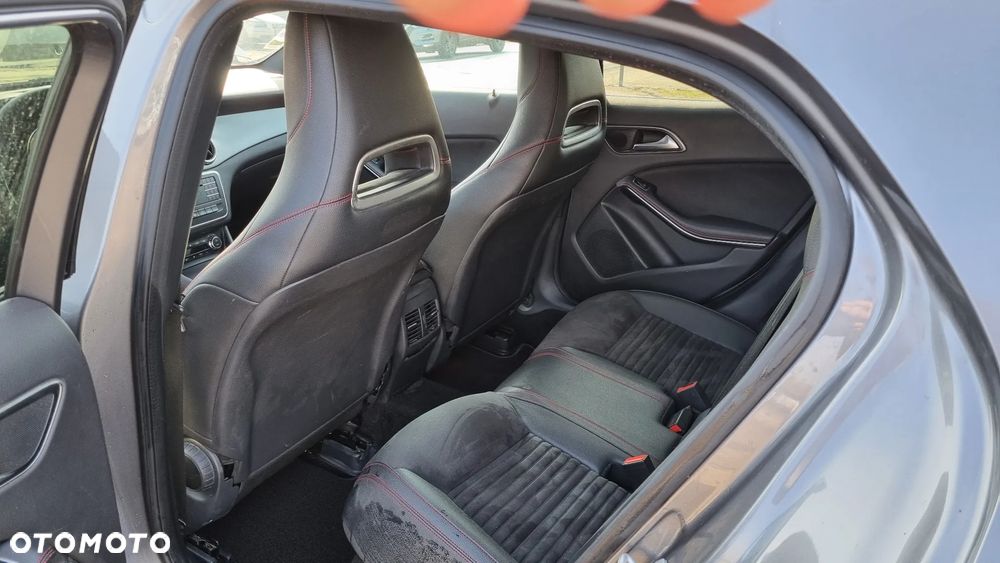 Mercedes-Benz GLA 200 (CDI) d 7G-DCT AMG Line - 24