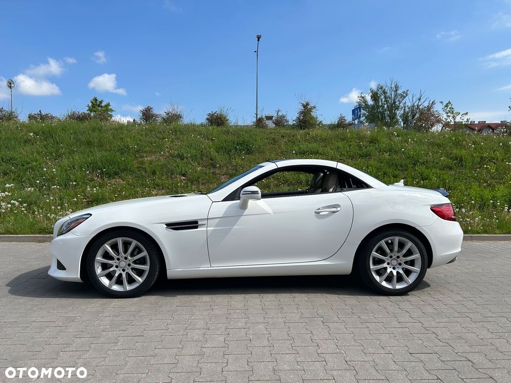 Mercedes-Benz SLC 300 9G-TRONIC - 3