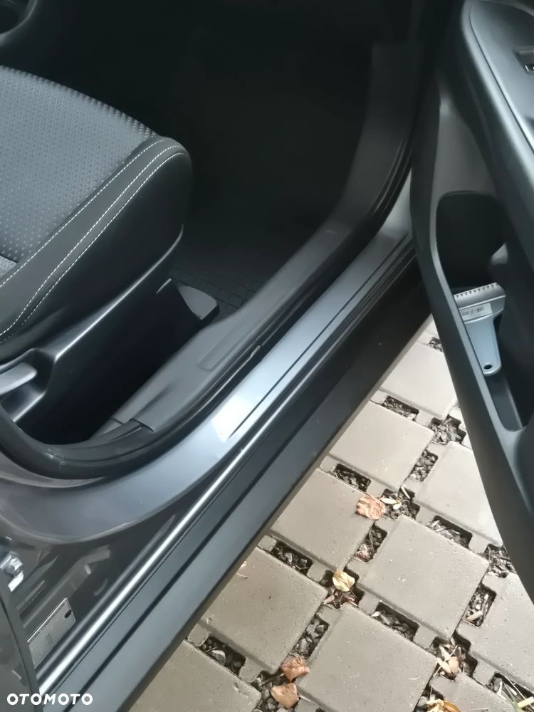 Mitsubishi Outlander - 8