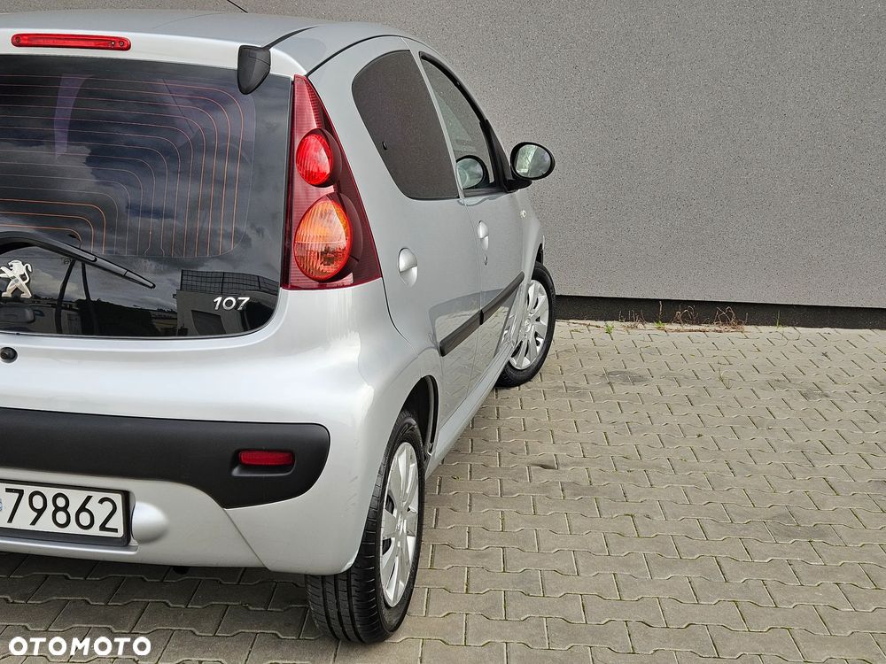 Peugeot 107 1.0 Happy - 20