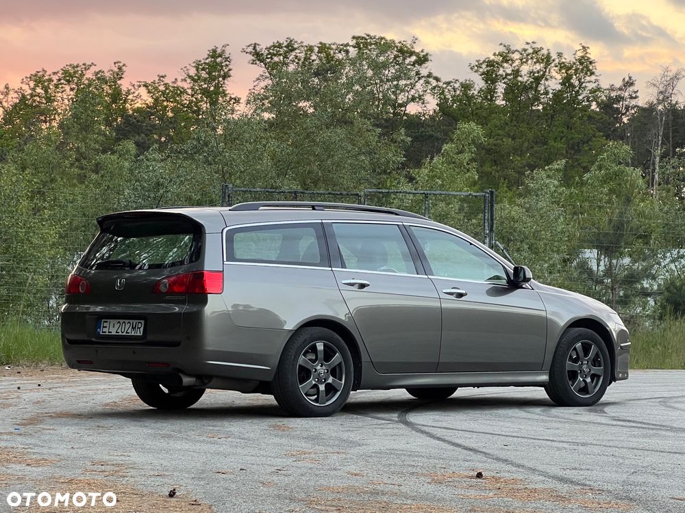 Honda Accord 2.0 Executive - 20