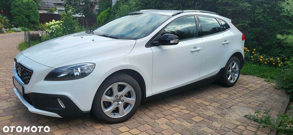 Volvo V40 Cross Country D2 Momentum - 2