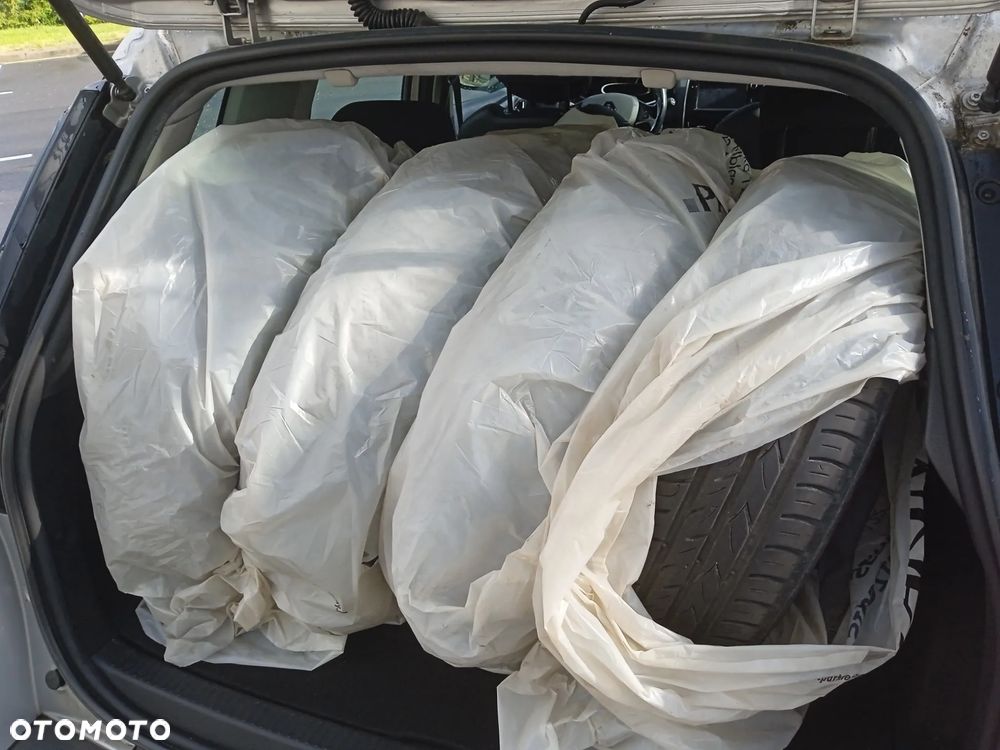 Renault Clio 0.9 Energy TCe Business EU6 - 21