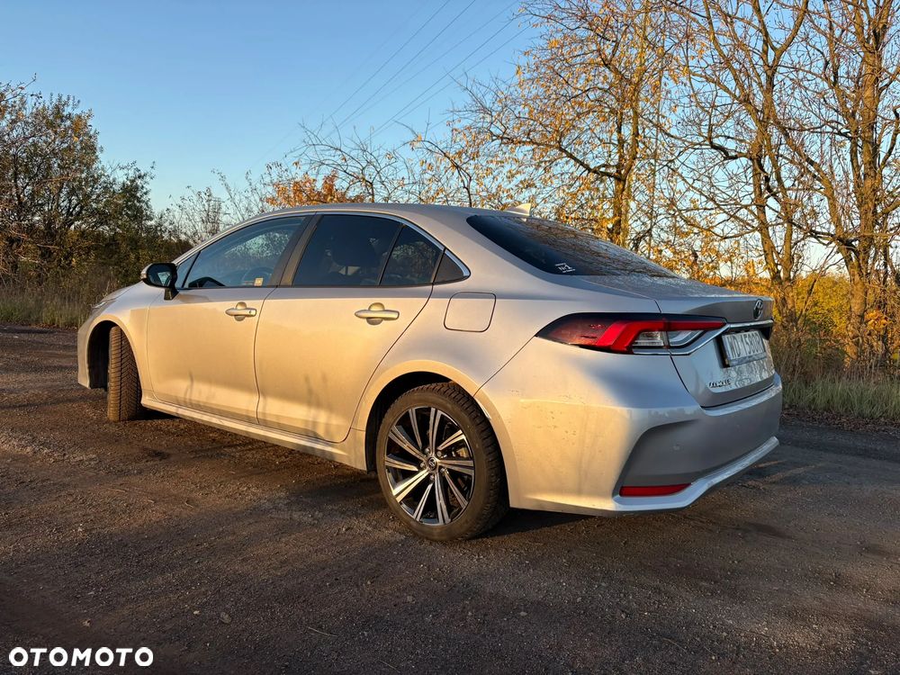 Toyota Corolla - 17