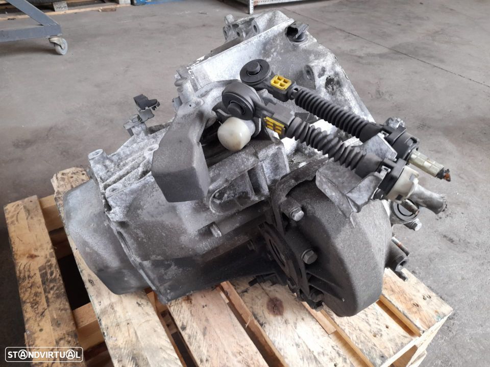 CAIXA VELOCIDADES REF. 20LE96  CITROEN C5 2.2 HDI PEUGEOT 406  607 - 4