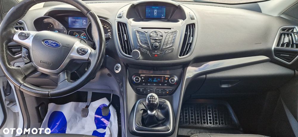 Ford Kuga 2.0 TDCi Titanium FWD - 17