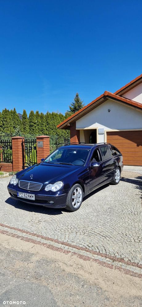 Mercedes-Benz Klasa C 320 CDI 7G-TRONIC Avantgarde - 4