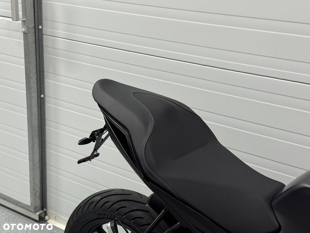 Aprilia Tuono - 7