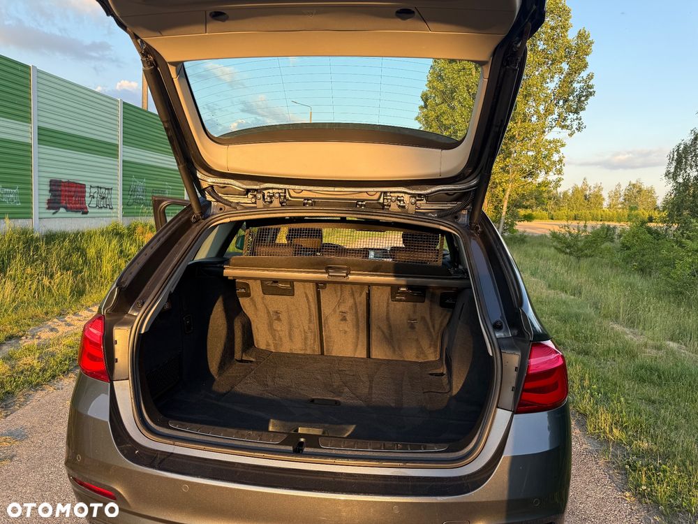 BMW Seria 3 318d Advantage - 17