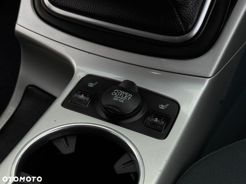 Ford C-MAX 1.6 TDCi Titanium - 29