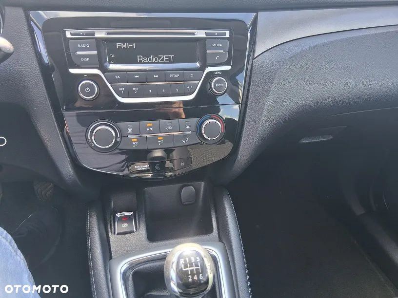 Nissan Qashqai 1.5 dCi N-Connecta - 16