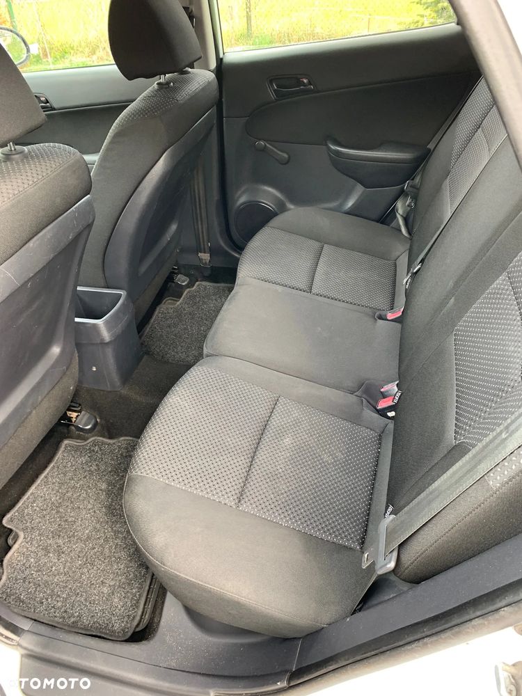 Hyundai i30 1.6 CRDi Comfort - 9