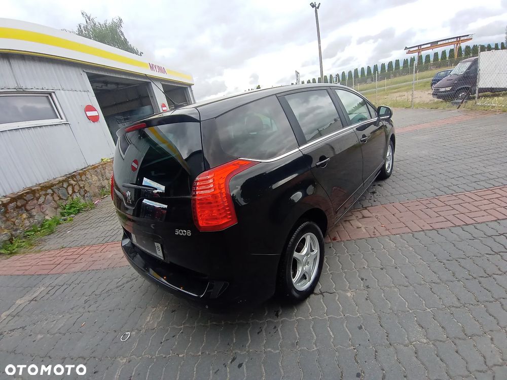 Peugeot 5008 HDI FAP 110 Access - 12