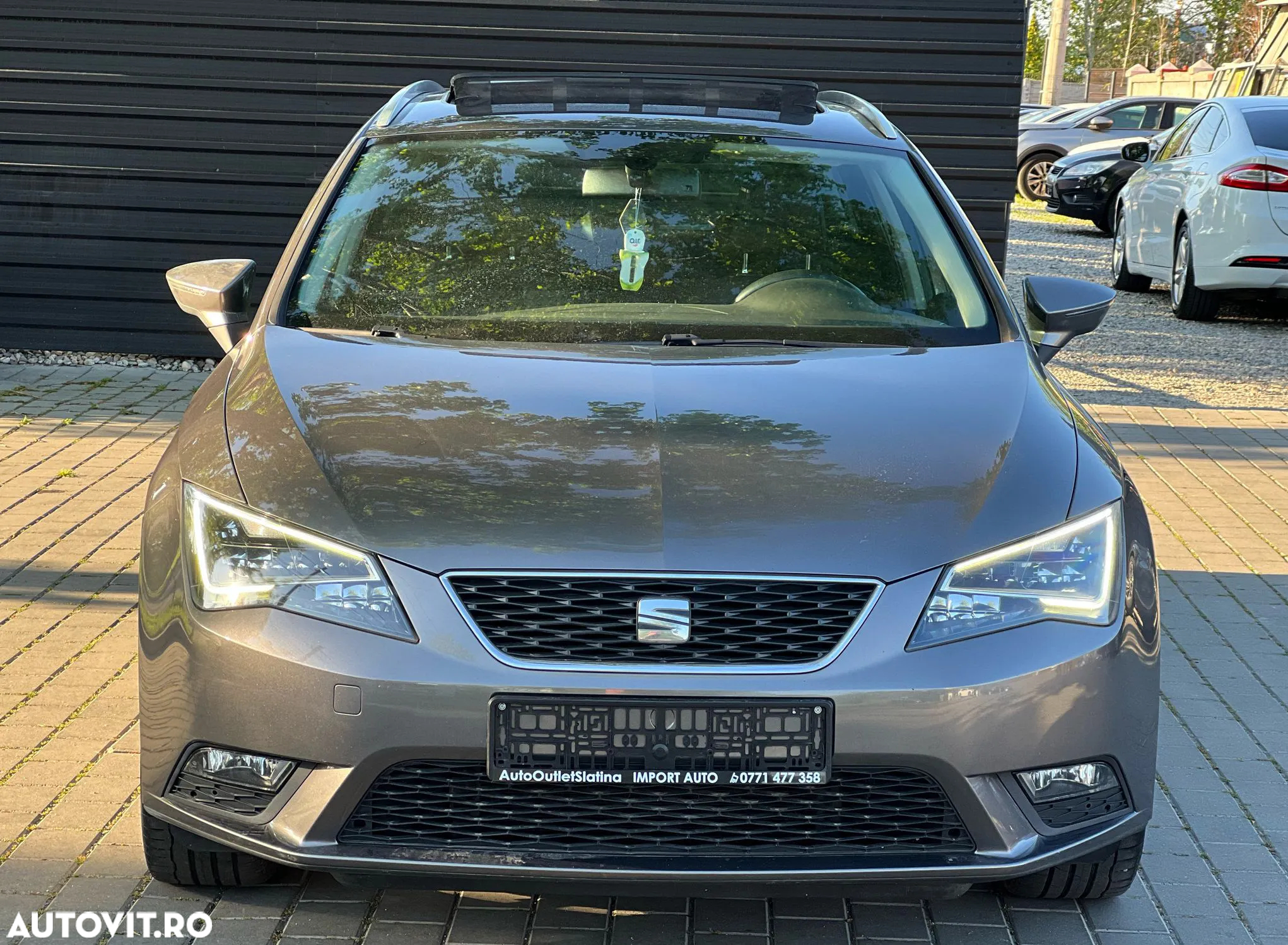 Seat Leon ST 1.6 TDI Start&Stop Ecomotive Style - 11