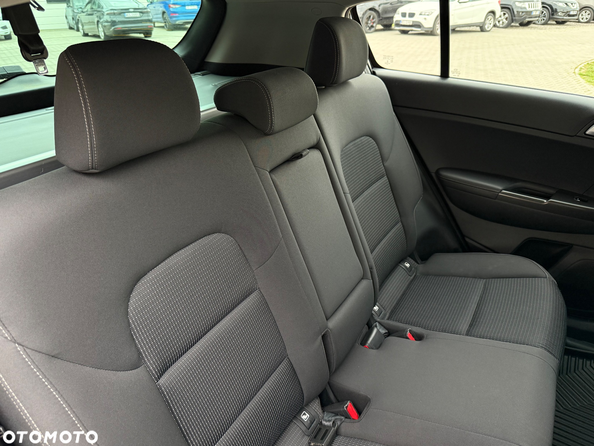 Kia Sportage 1.7 CRDI Business Line M 2WD - 29