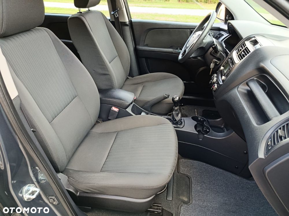 Kia Sportage 2.0 Tour 2WD - 21